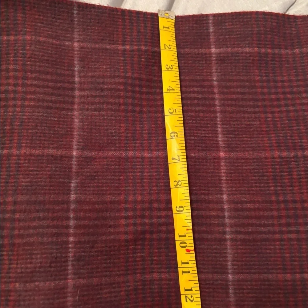 Roundtree & Yorke scarf